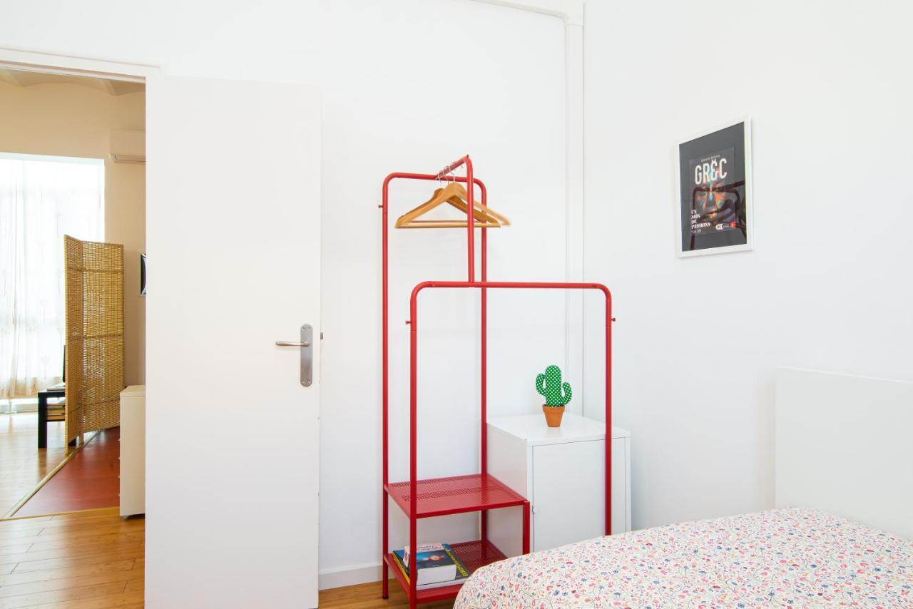 Barcelona Cozy Apartment Bagian luar foto